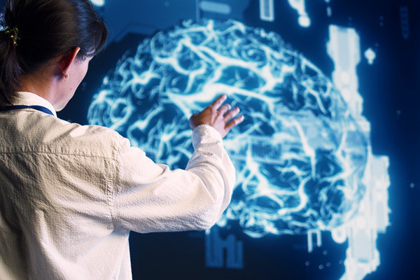 Aktuální poznatky z neurologického výzkumu: demence, mozkové mapy, migréna a radiochirurgie